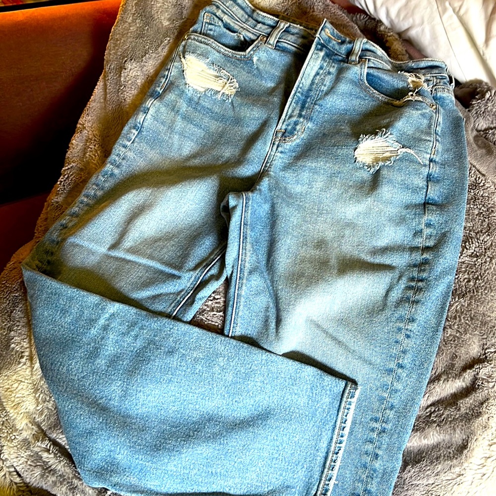 American Eagle Mom Jeans